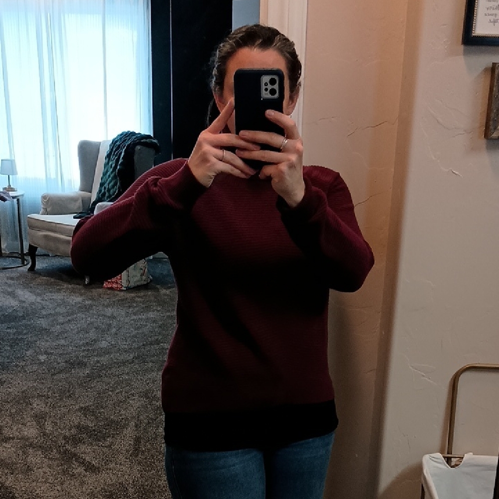 KUHL Women's Dark Burgundy Sweater Leg